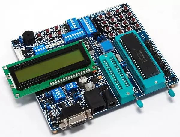 一文带你理清单片机、ARM、MCU、DSP、FPGA 与嵌入式之间的复杂关系