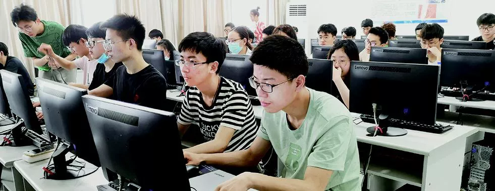 通理工计算机与信息工程学院招生季:开发成功软件,编写人生程序,欢迎加入