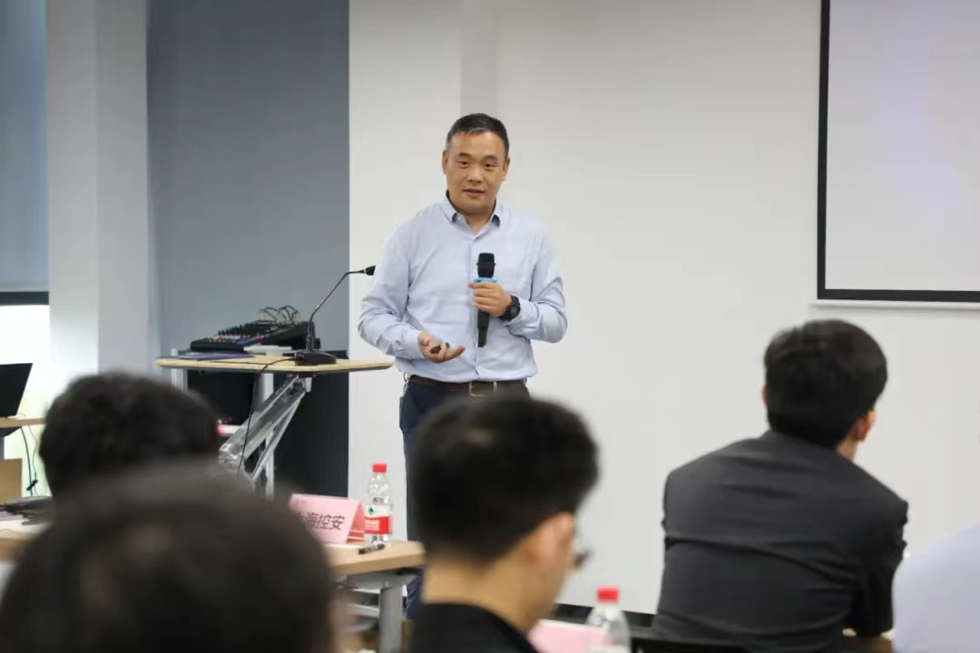 苏州工业园区携手微软启动新一轮产业赋能计划,共筑未来三年发展梦