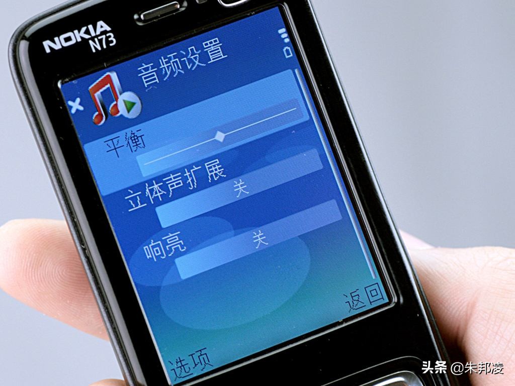 诺基亚为何跌落神坛?曾每年投入580亿研发和610亿买技术的原因解析