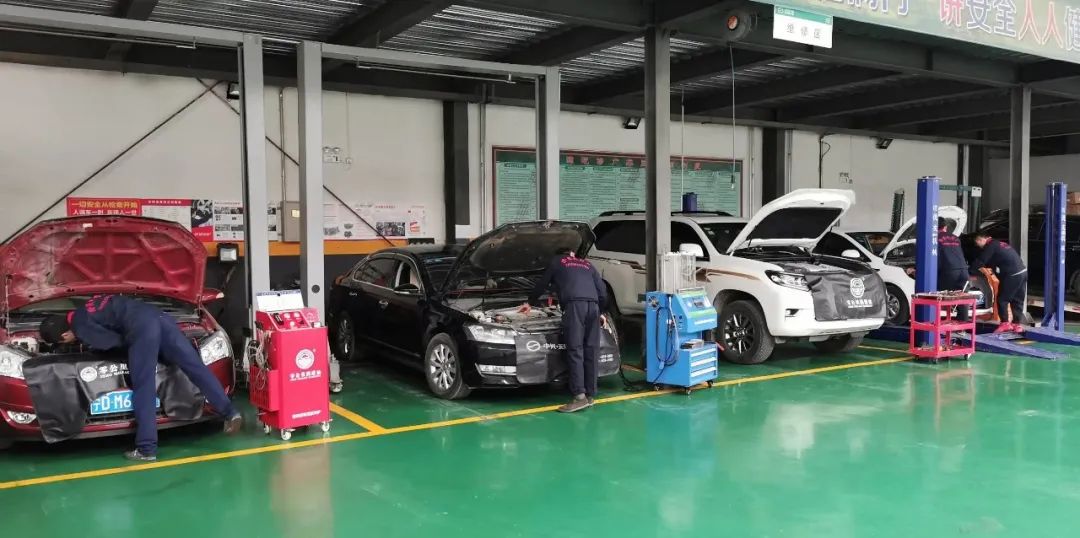 新能源赛道灰色生意:破解软件修动力电池,价不及4S店10%